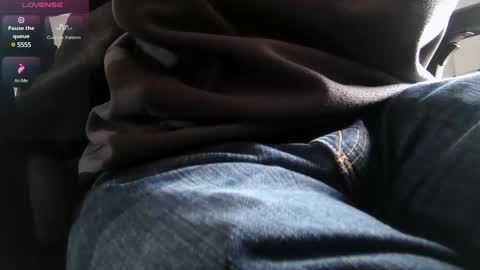 A online show from March 3, 2025, 9:33 am