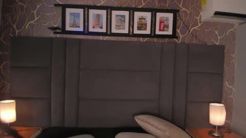 Snapshot of ana_beckett chatting on February 6, 2025, 12:48 pm Ana online show from February 6, 2025, 12:48 pm