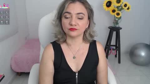  Ana  online show from September 22, 2025, 12:12 am