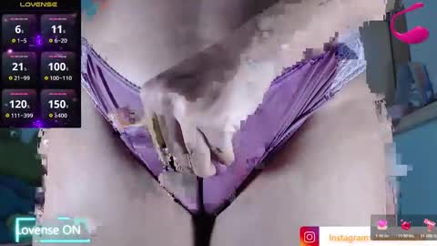 Snapshot of ana_loveee chatting on November 13, 2025, 2:10 am Ana lopez - Cameltoe girl online show from November 13, 2025, 2:10 am