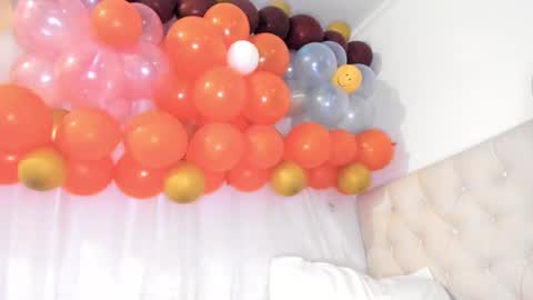 Im anna but you can call me as you want online show from February 24, 2025, 5:33 am