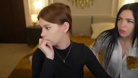 Snapshot of anabel2054 chatting on March 10, 2025, 3:30 pm Sweet girls online show from March 10, 2025, 3:30 pm