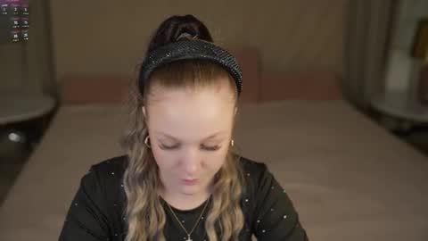 Snapshot of anabel2054 chatting on October 9, 2025, 10:35 am Sweet girls online show from October 9, 2025, 10:35 am