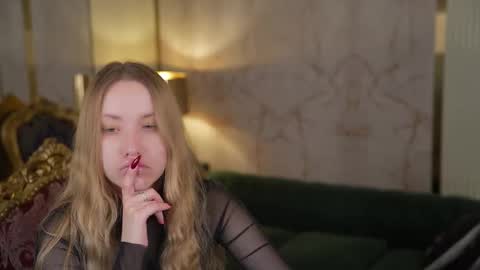 Snapshot of anabel2054 chatting on November 10, 2025, 1:04 am Sweet girls online show from November 10, 2025, 1:04 am