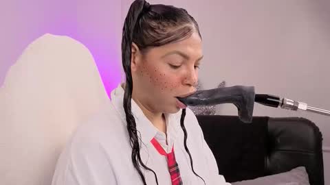 anabel alice gandara  online show from November 20, 2025, 7:30 am