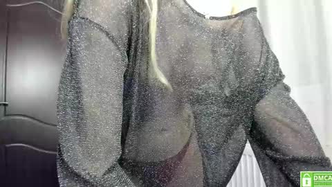 Snapshot of anahi1993 chatting on February 25, 2025, 10:47 am Anahi online show from February 25, 2025, 10:47 am