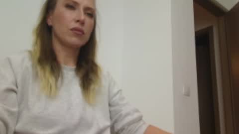 Snapshot of anaid_blaze2 chatting on November 4, 2025, 3:44 pm anaid_blaze2 online show from November 4, 2025, 3:44 pm