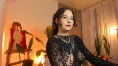 Mariana  online show from November 28, 2025, 3:25 pm