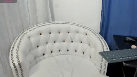 Snapshot of analia18_ chatting on February 8, 2025, 4:04 pm analia18  online show from February 8, 2025, 4:04 pm