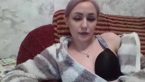 analqueen2024 online show from December 10, 2024, 3:01 pm