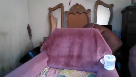 Snapshot of analslut1987 chatting on February 18, 2025, 12:39 pm analslut1987 online show from February 18, 2025, 12:39 pm