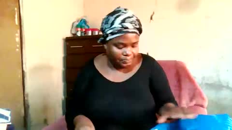 Snapshot of analslut1987 chatting on November 15, 2025, 6:11 am analslut1987 online show from November 15, 2025, 6:11 am