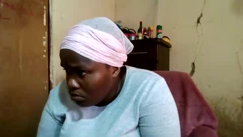 Snapshot of analslut1987 chatting on November 18, 2025, 9:25 am analslut1987 online show from November 18, 2025, 9:25 am