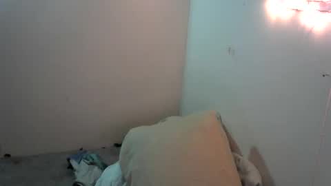 Snapshot of analwhore666 chatting on December 13, 2024, 7:04 am kinkylilanalslut online show from December 13, 2024, 7:04 am