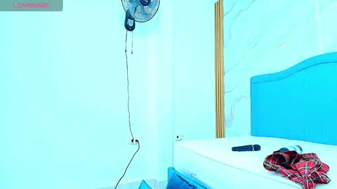 A N A P A U L A online show from September 30, 2025, 6:07 am