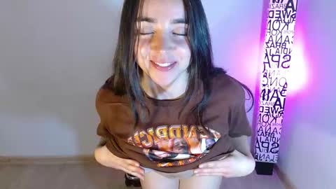 ana 3 online show from November 11, 2025, 1:49 am