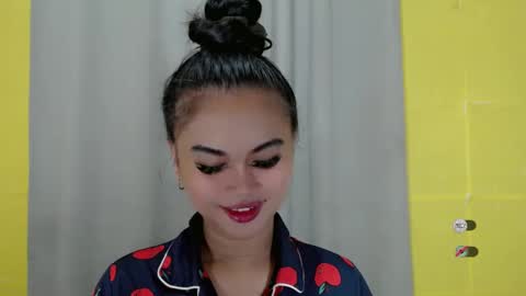 Snapshot of anaruru_ chatting on January 19, 2025, 3:42 pm ANA online show from January 19, 2025, 3:42 pm