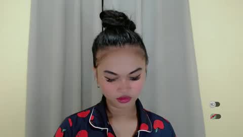 Snapshot of anaruru_ chatting on January 28, 2025, 5:35 pm ANA online show from January 28, 2025, 5:35 pm