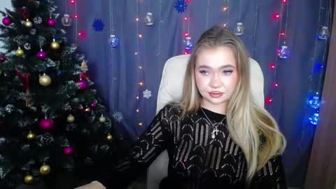 Snapshot of anastacyyellig chatting on December 16, 2024, 11:07 pm anastacyyellig online show from December 16, 2024, 11:07 pm