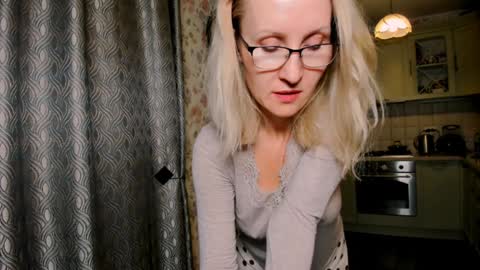 Snapshot of anastasiagate chatting on December 21, 2024, 1:32 pm Anastasia online show from December 21, 2024, 1:32 pm