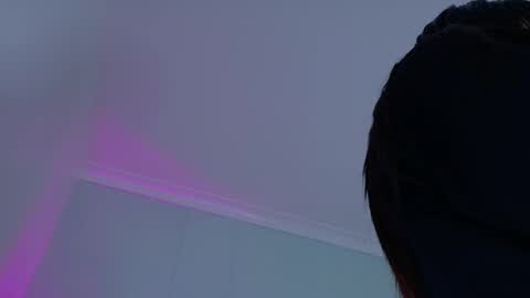 Kendra  online show from October 26, 2025, 12:22 pm