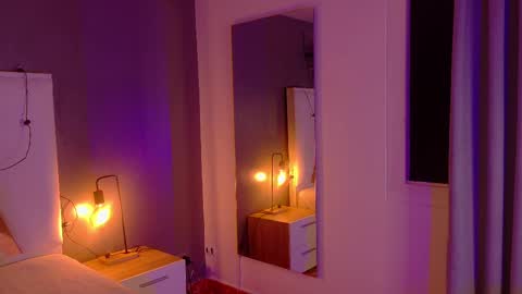 Kendra  online show from November 23, 2025, 11:43 am