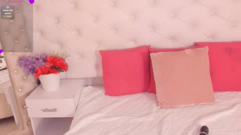 anchela garcia online show from October 18, 2025, 12:17 pm