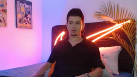 andersonZ98 online show from December 16, 2025, 6:51 am