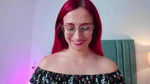 Snapshot of andracyruss chatting on January 22, 2025, 5:38 pm Andra Cyrus online show from January 22, 2025, 5:38 pm