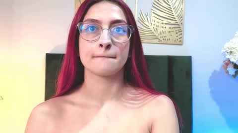 Snapshot of andracyruss chatting on November 11, 2025, 11:32 am Andra Cyrus online show from November 11, 2025, 11:32 am