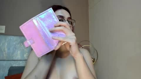 Snapshot of andracyruss chatting on December 5, 2025, 11:41 am Andra Cyrus online show from December 5, 2025, 11:41 am