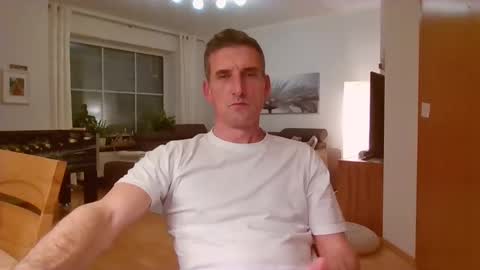 Snapshot of andre029 chatting on December 1, 2024, 10:10 pm Name online show from December 1, 2024, 10:10 pm