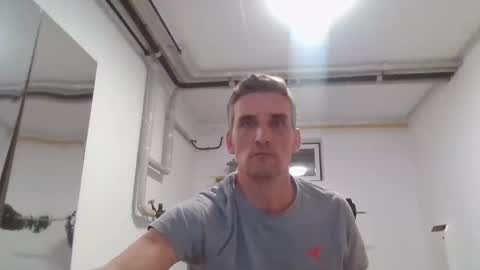 Snapshot of andre029 chatting on December 9, 2024, 8:12 pm Name online show from December 9, 2024, 8:12 pm