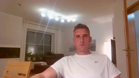 Snapshot of andre029 chatting on September 21, 2025, 8:21 pm Name online show from September 21, 2025, 8:21 pm