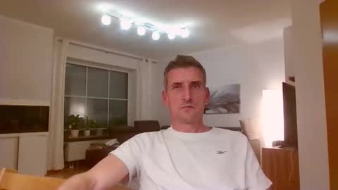 Snapshot of andre029 chatting on November 16, 2025, 8:36 pm Name online show from November 16, 2025, 8:36 pm