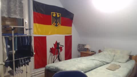 Andre online show from January 3, 2025, 11:01 pm