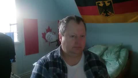 Andre online show from November 15, 2025, 11:18 am