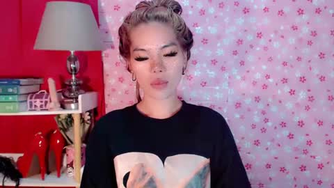 andrea06121998 online show from October 22, 2025, 10:48 am