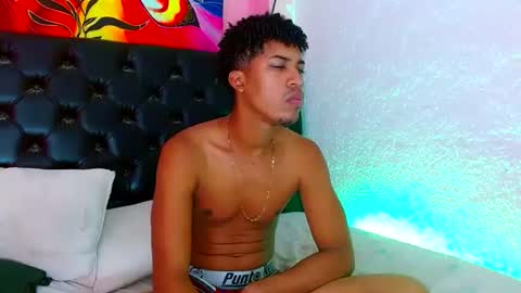 Snapshot of andrea_andres_couplehot chatting on November 14, 2025, 9:08 am andrea andres couplehot online show from November 14, 2025, 9:08 am