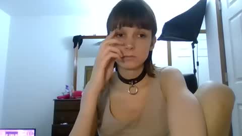 Snapshot of andrea_davenport chatting on December 4, 2024, 3:26 am andrea online show from December 4, 2024, 3:26 am