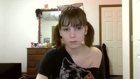 Snapshot of andrea_davenport chatting on January 16, 2025, 3:34 am andrea online show from January 16, 2025, 3:34 am