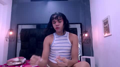 Snapshot of andrea_gill_ chatting on September 27, 2025, 7:41 pm Andres Gil online show from September 27, 2025, 7:41 pm