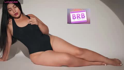 Snapshot of andrea_osorio_ chatting on September 27, 2025, 11:37 am Andrea online show from September 27, 2025, 11:37 am