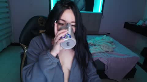 Andrea Ramos online show from February 19, 2025, 8:22 am