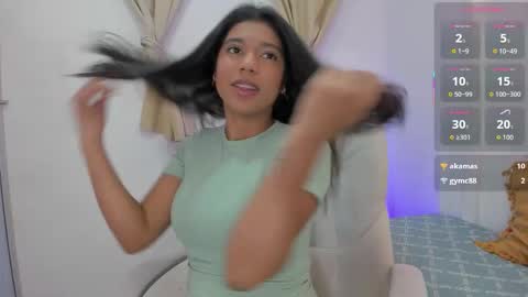 Andrea online show from October 26, 2025, 12:22 pm