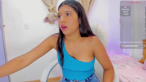 Andrea online show from November 7, 2025, 8:09 pm