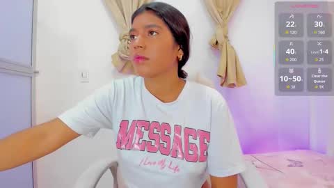 Andrea online show from December 1, 2025, 6:57 pm