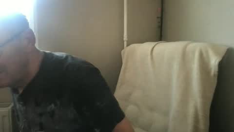 andreass60 online show from November 1, 2025, 12:18 pm