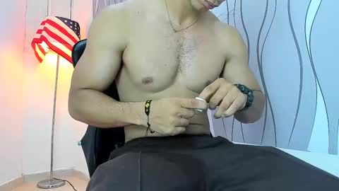Snapshot of andres_stud chatting on February 3, 2025, 12:47 pm andres_stud online show from February 3, 2025, 12:47 pm