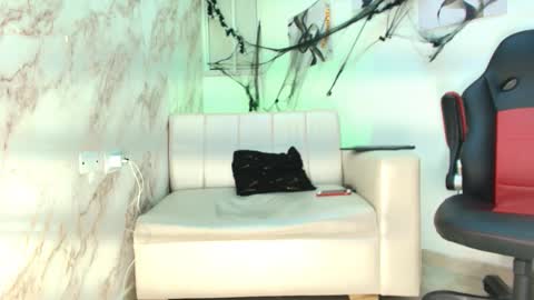 Snapshot of andres_stud chatting on November 1, 2025, 4:47 am andres_stud online show from November 1, 2025, 4:47 am